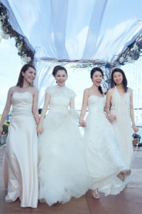 vivian hsu dream wedding bali celebration with singaporean businessman through bridal dreamwedding boutique gossip monday white wedding gown vera wang with her bridesmaid
