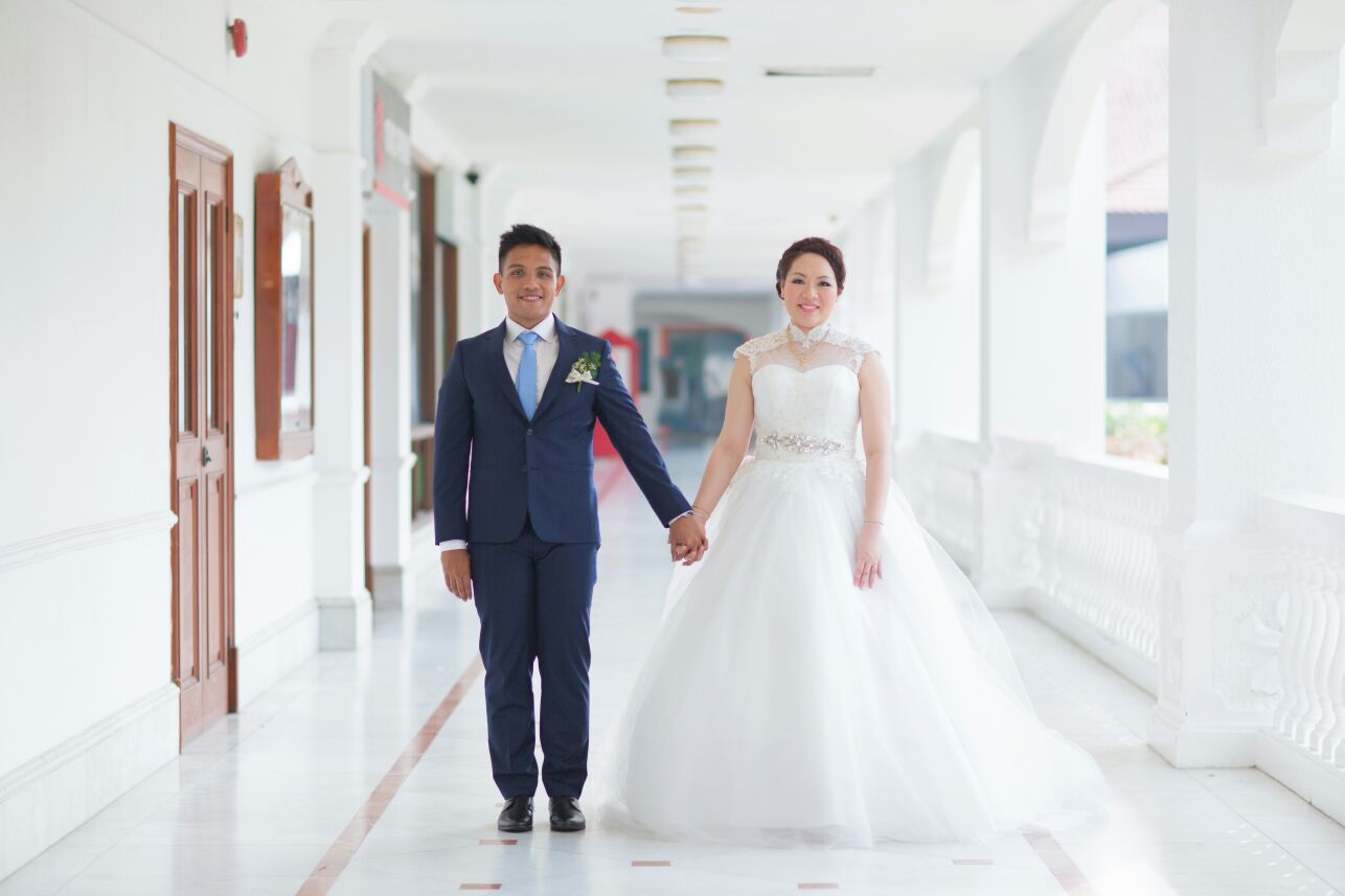 dream wedding boutique singapore review bridal white wedding gown mtm gown rental men suit