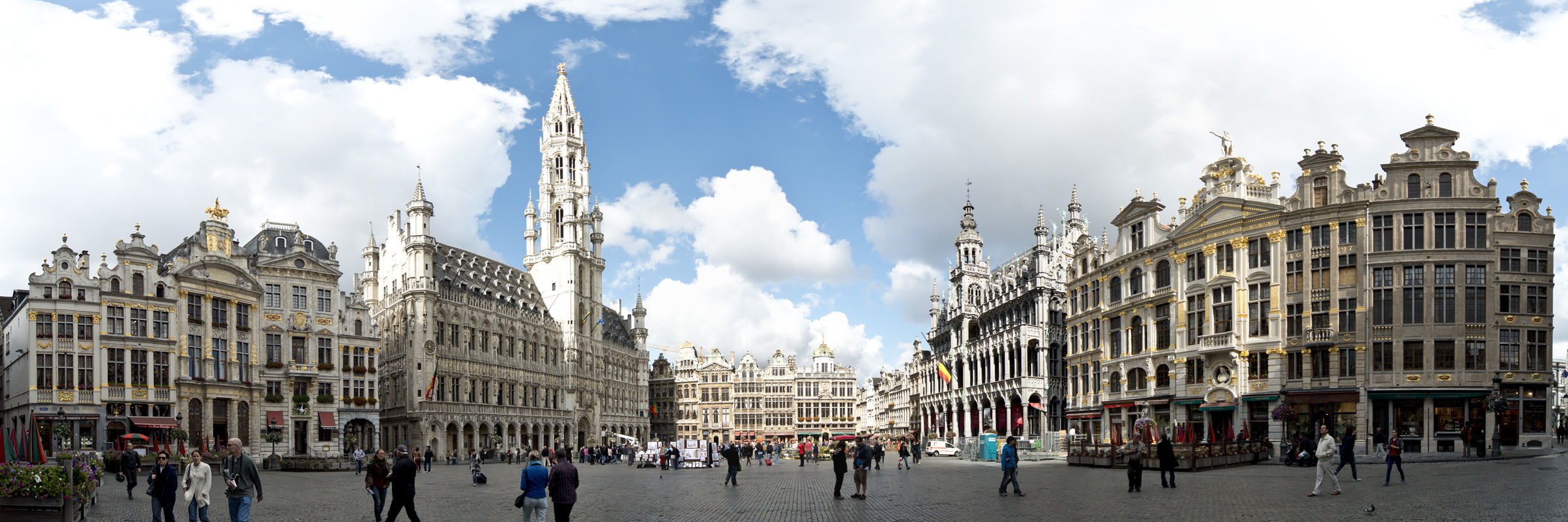 Brussels europe pre wedding photoshoot dreamwedding boutique singapore bridal package and wedding gown rental belgium grand place 1