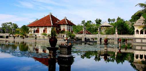 taman ujung water palace dream wedding boutique singapore bridal bali pre wedding photoshoot and travel